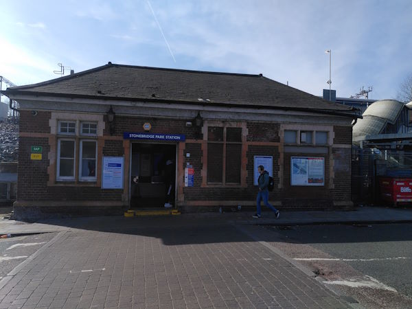 Stonebridge Park station